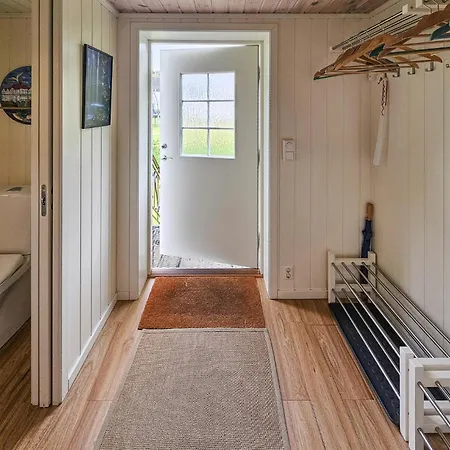 Vesteroy Hébergement de vacances *